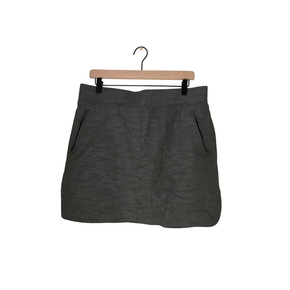 Orvis Women's Embossed Pull-On Travel Skort Green Size Large